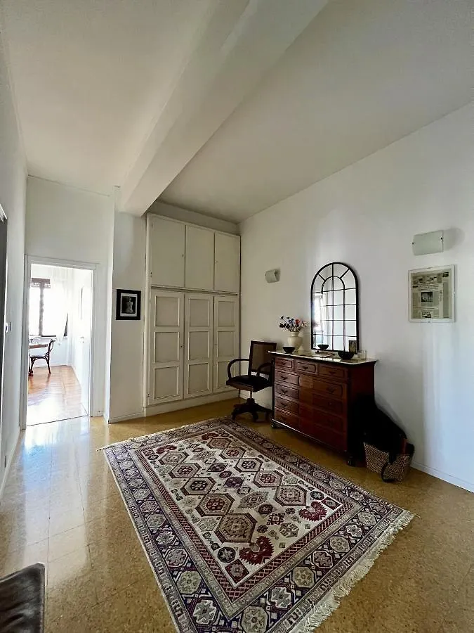 #Private Room In Brera District 밀라노 이탈리아